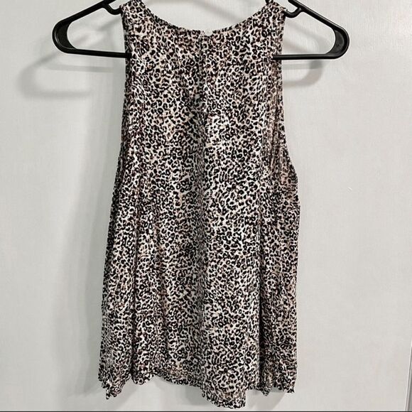 Old Navy Cheetah Print Keyhole Tank Top - Picture 2 of 5